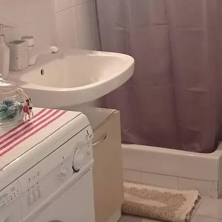 Sophie's Summer House Apartment *
