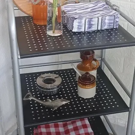 Sophie's Summer House Apartment *